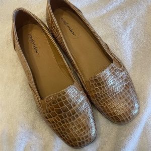 Comfortview Faux snakeskin Gold Loafers